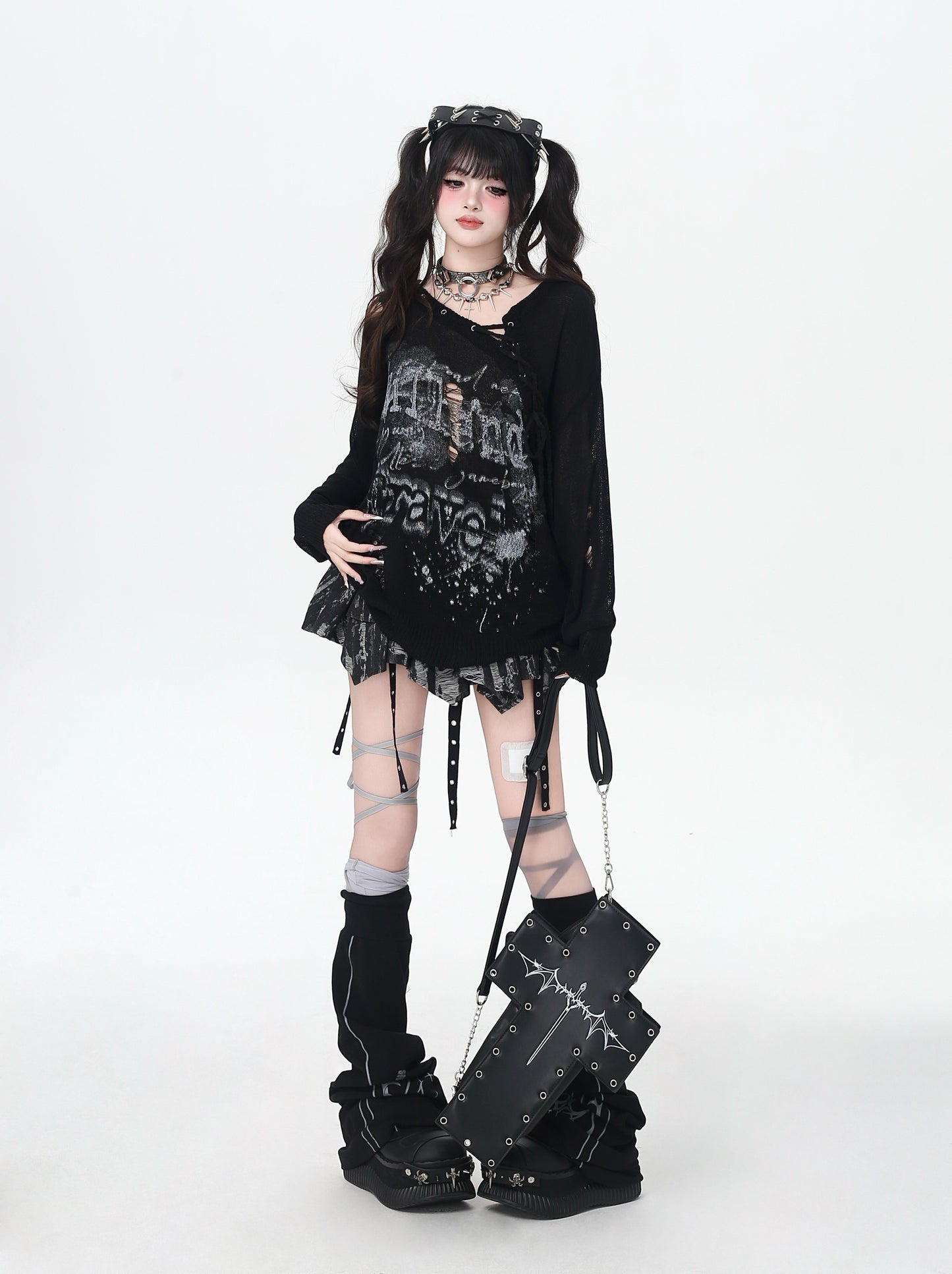 スプレー風ダメージ×透け感ニットロンT
