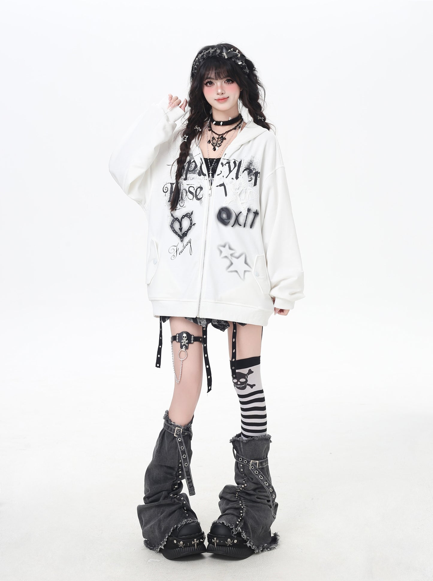 地雷系ゆるシルエット闇かわいいギャルパーカー