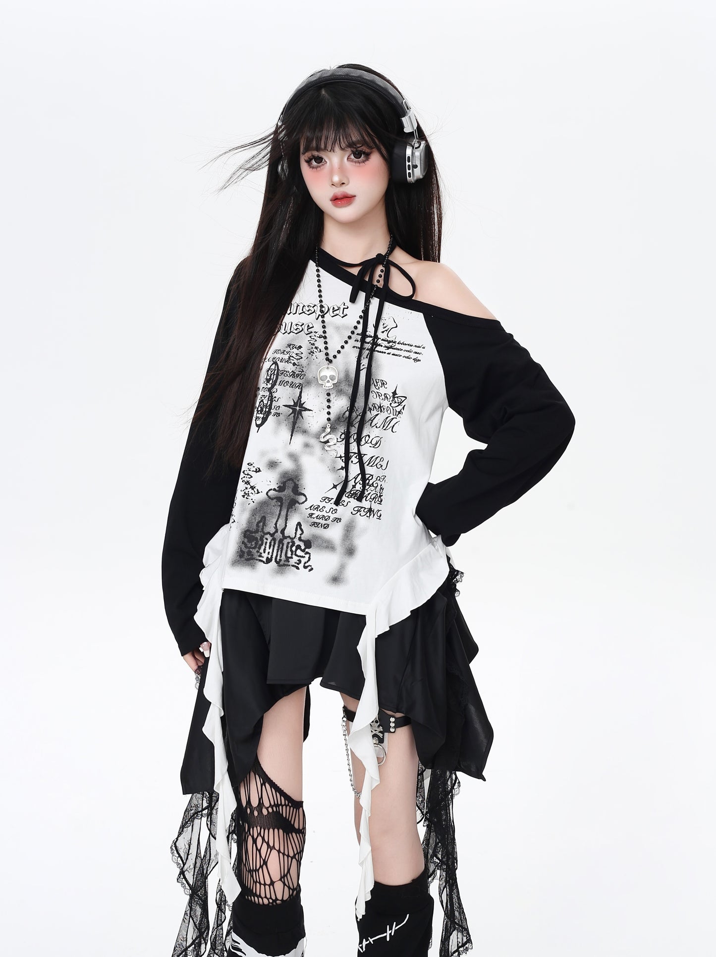 レトロY2K斜め肩ホルターネック配色ゆる細見えTシャツ秋