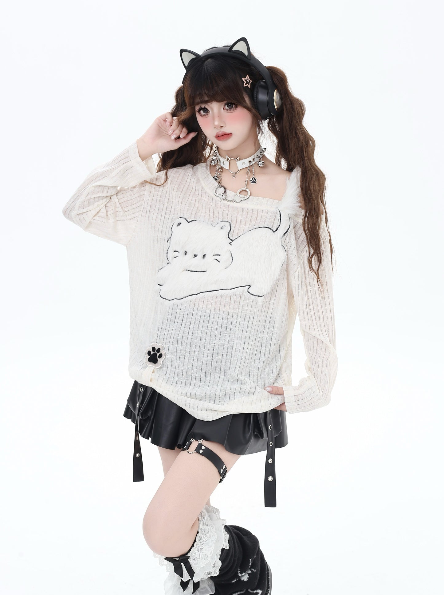 不規則デザインの小猫刺繍長袖シフォン