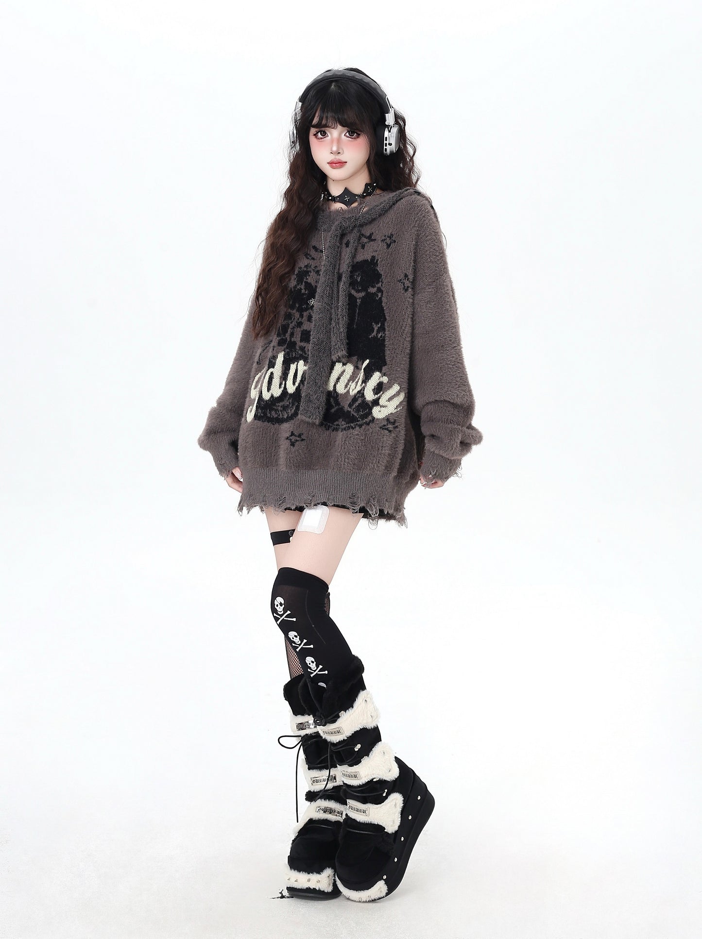 フード付きレターニット|ゆるヴィンテージムードのふわもこセーター