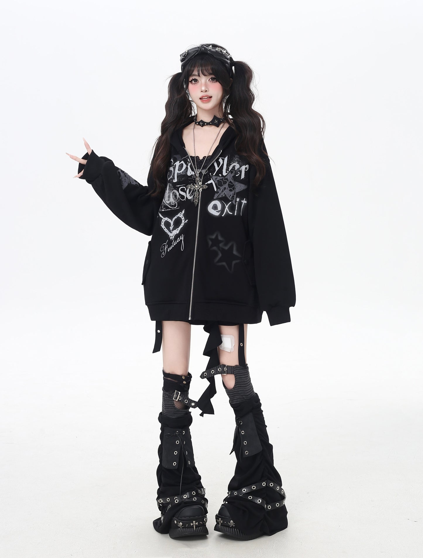 地雷系ゆるシルエット闇かわいいギャルパーカー