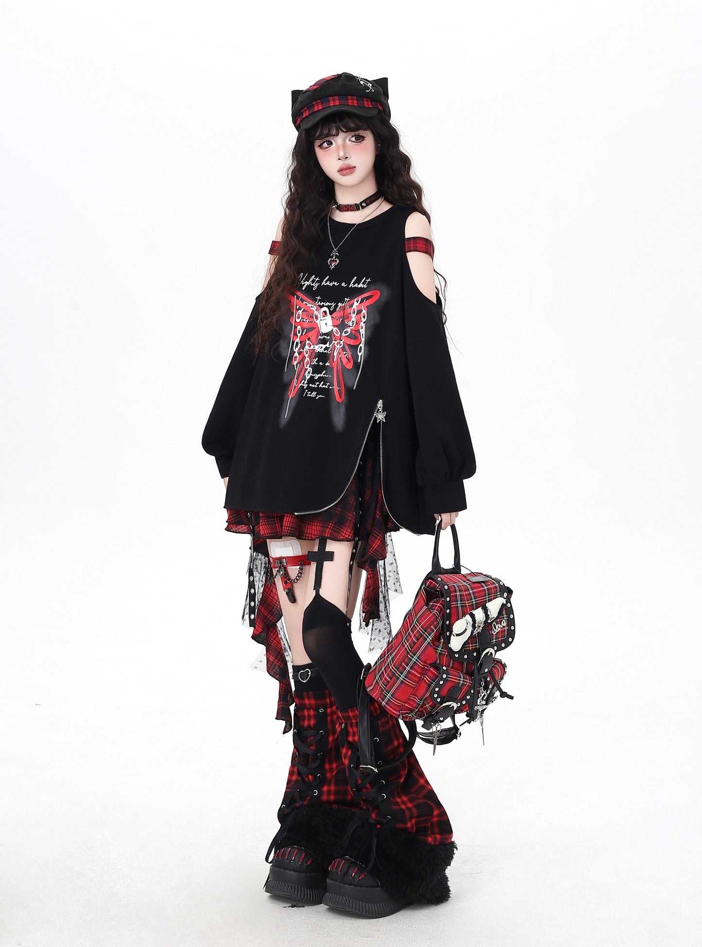 甘辛♡オフショル蝶柄タック袖スウェット