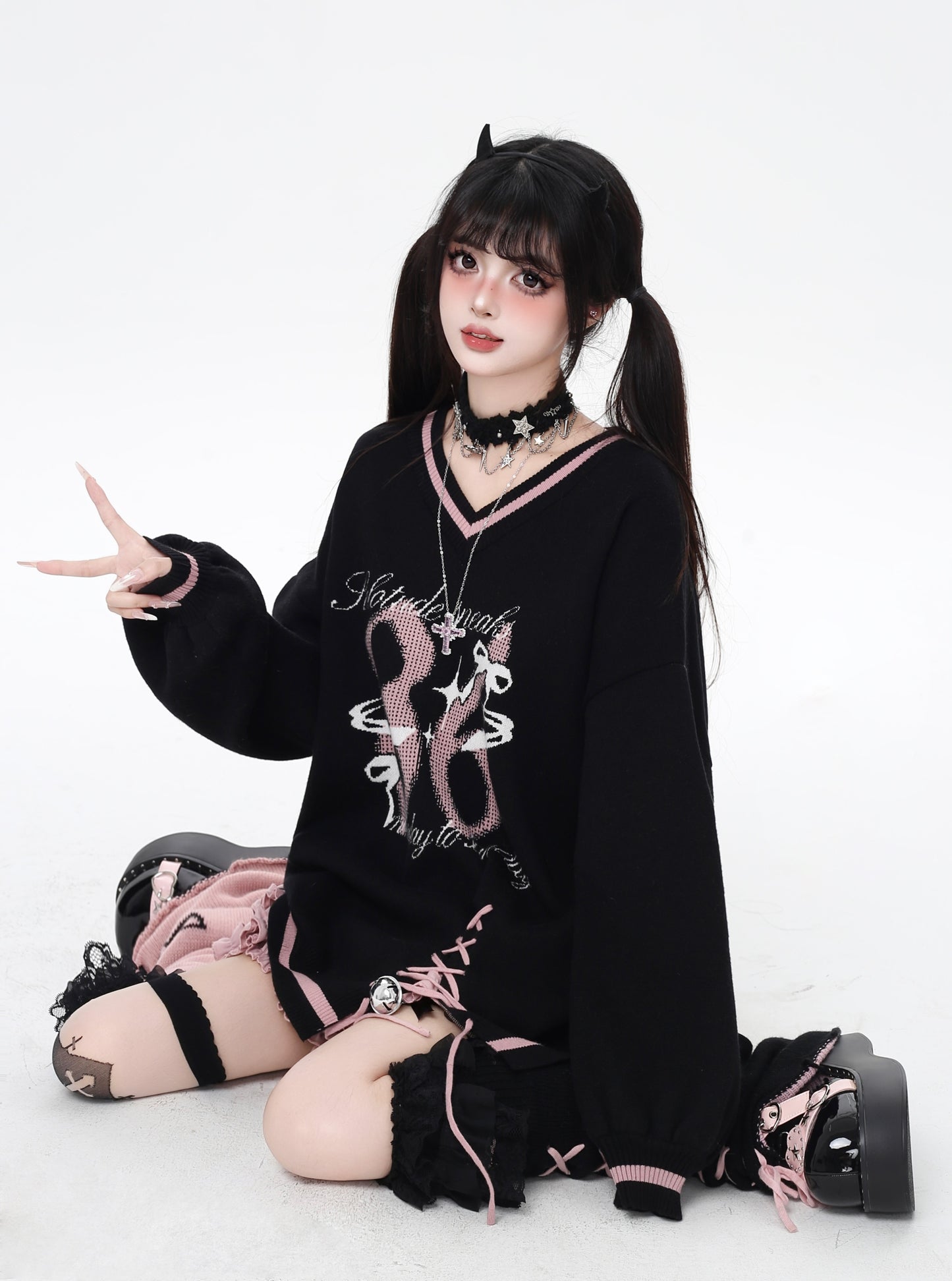 スクール風Vネックゆるニット