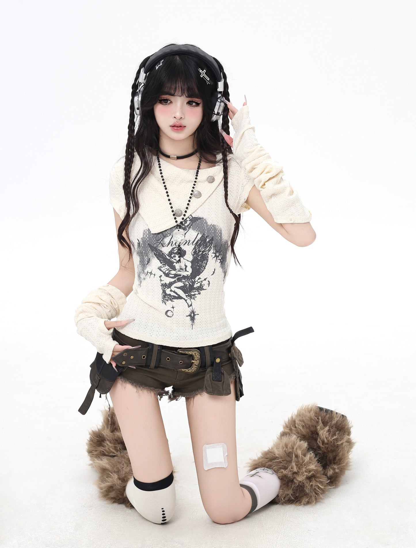 ローライズ✖フリンジベルト付きデニムショーパン