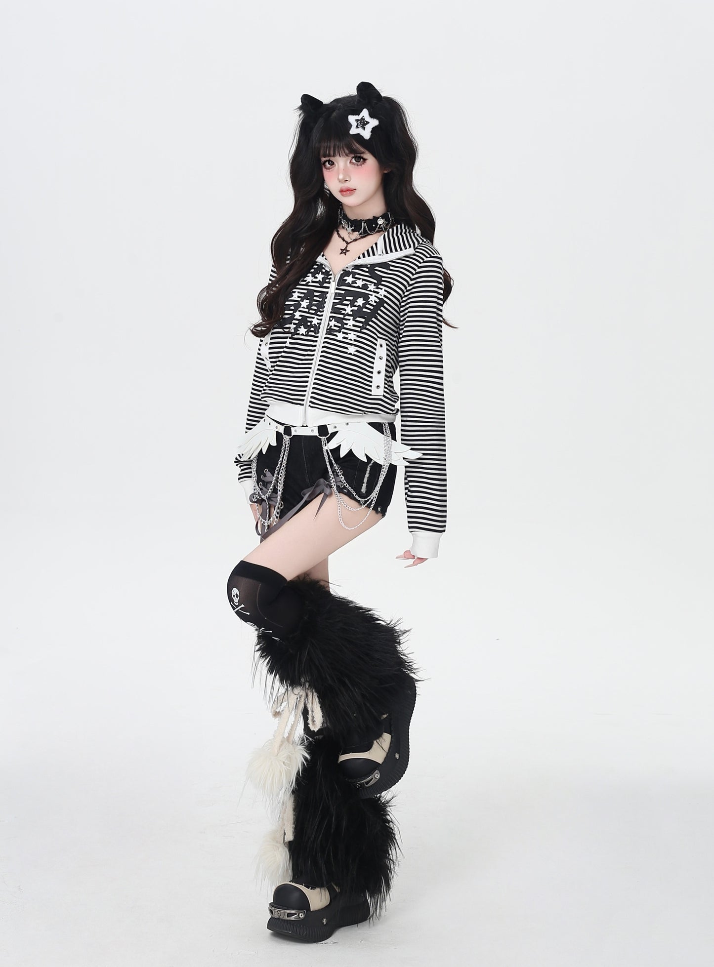 ストライプ柄ショート丈ジップパーカー