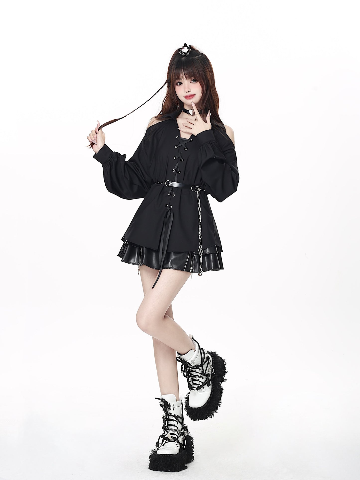 Long shirt with off-the-shoulder straps
