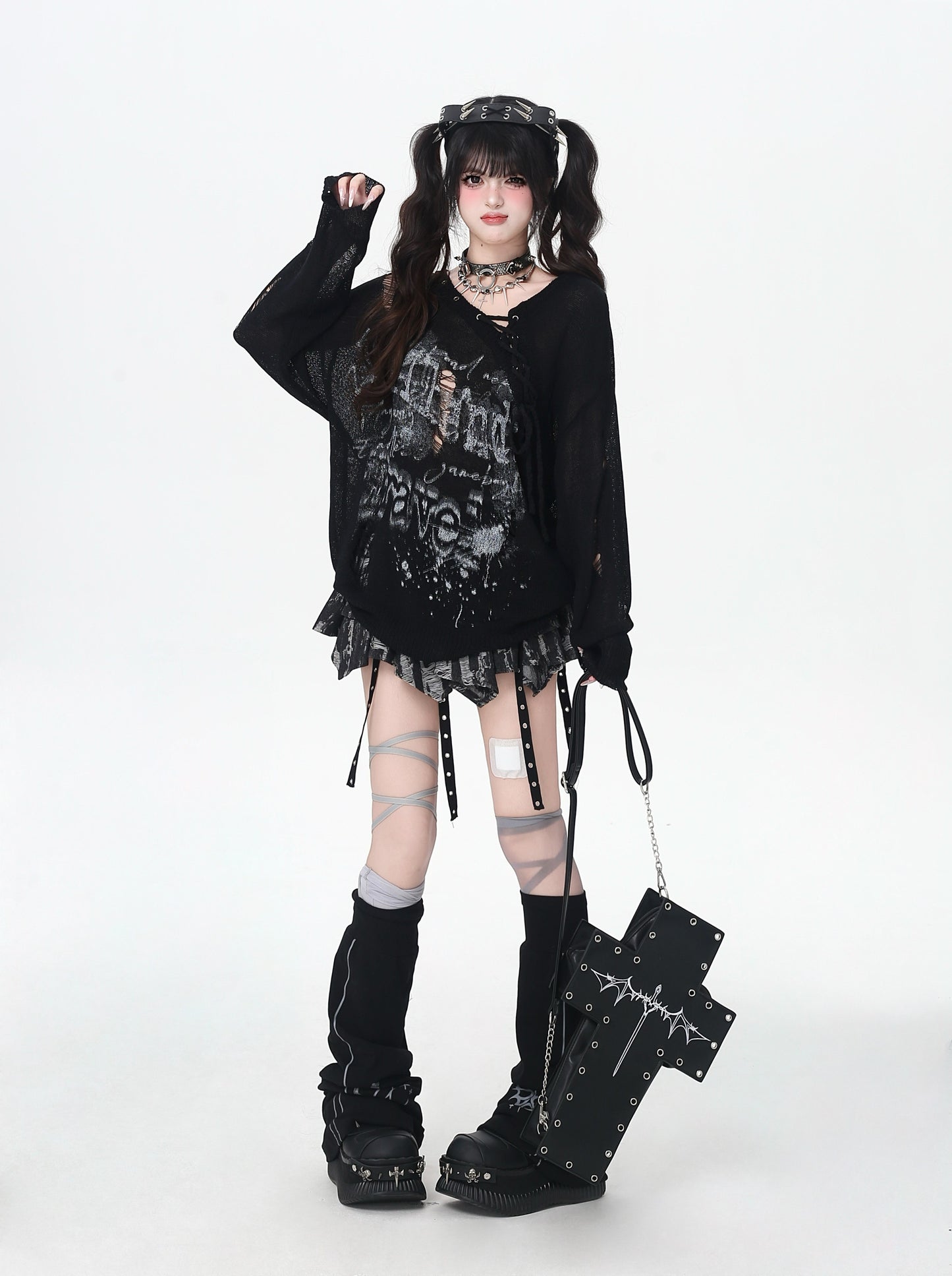 スプレー風ダメージ×透け感ニットロンT