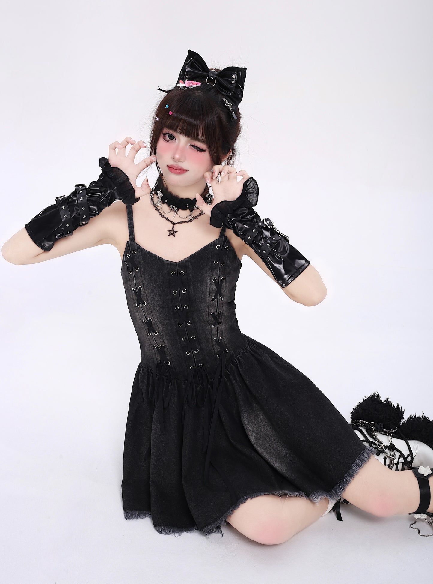 Retro denim ribbon waist dress
