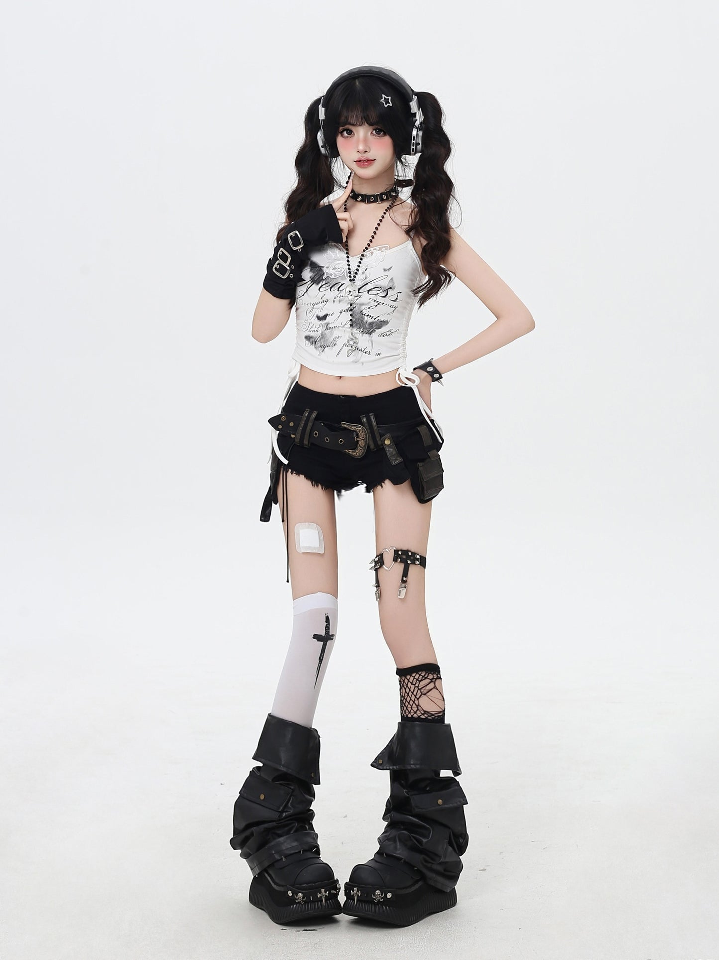 ローライズ✖フリンジベルト付きデニムショーパン