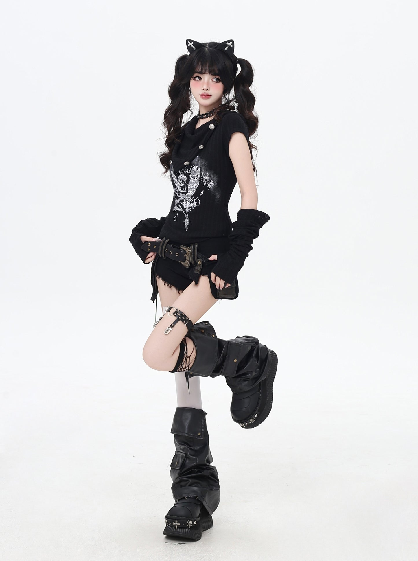 ローライズ✖フリンジベルト付きデニムショーパン