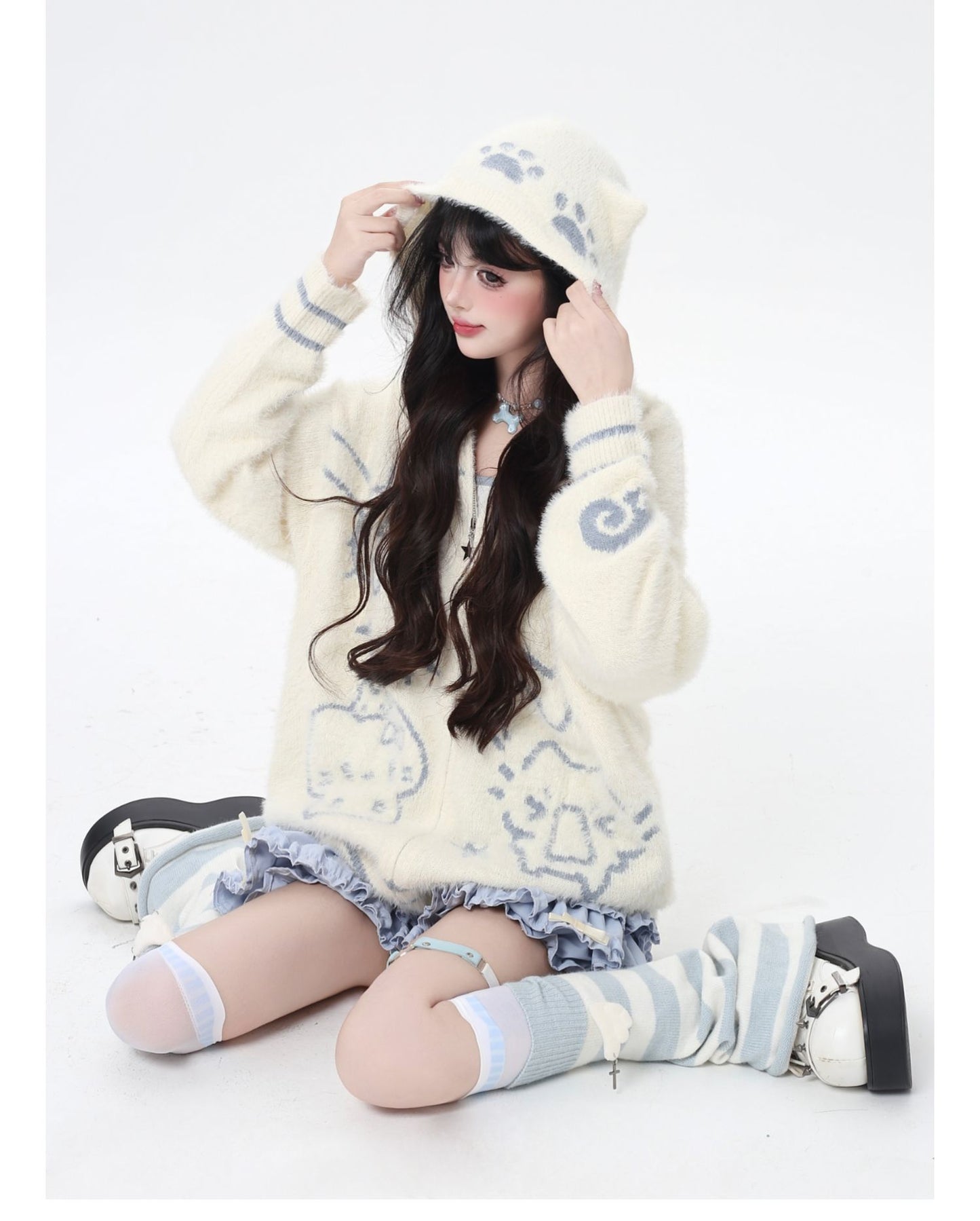 ゆるアニマルパーカー風カーデ/秋冬ゆる地雷コーデ