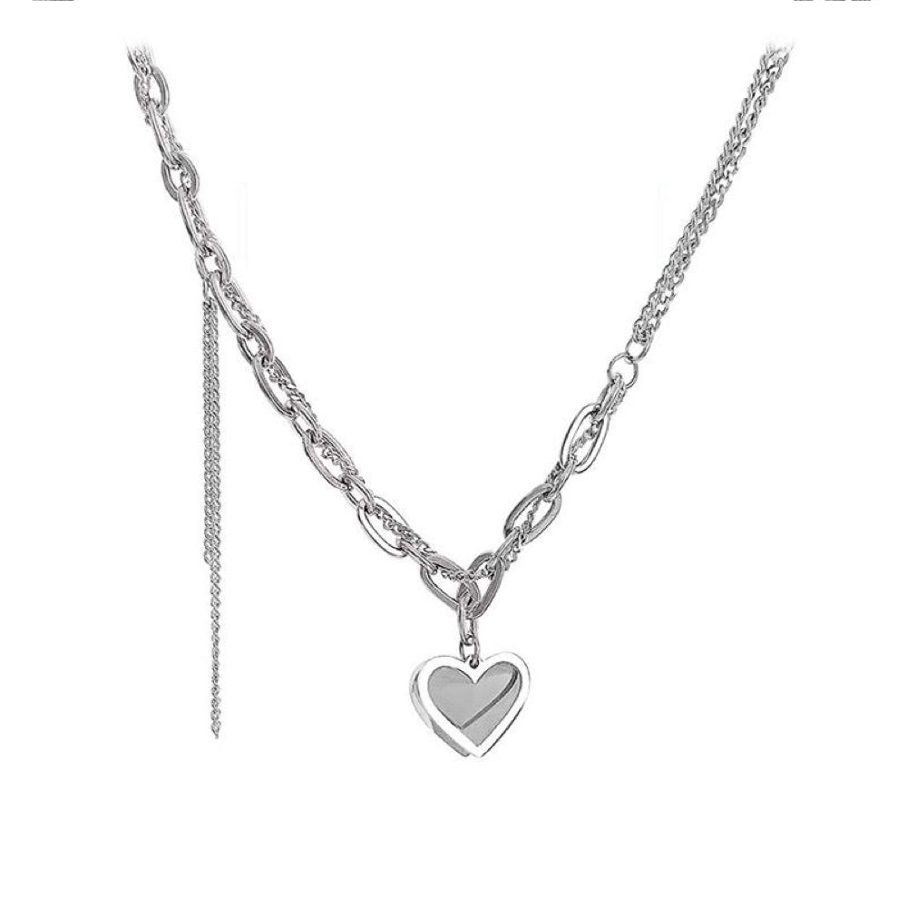 Heart-shaped chain