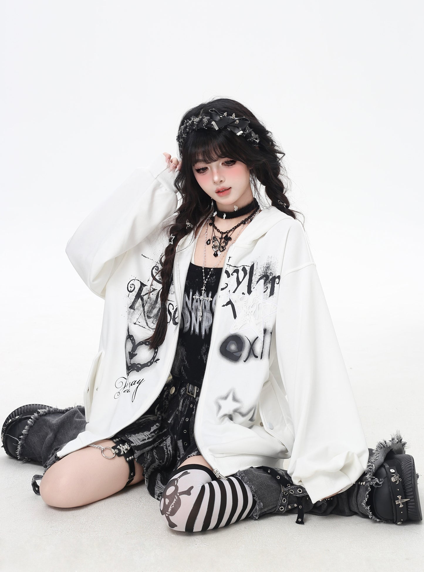 地雷系ゆるシルエット闇かわいいギャルパーカー