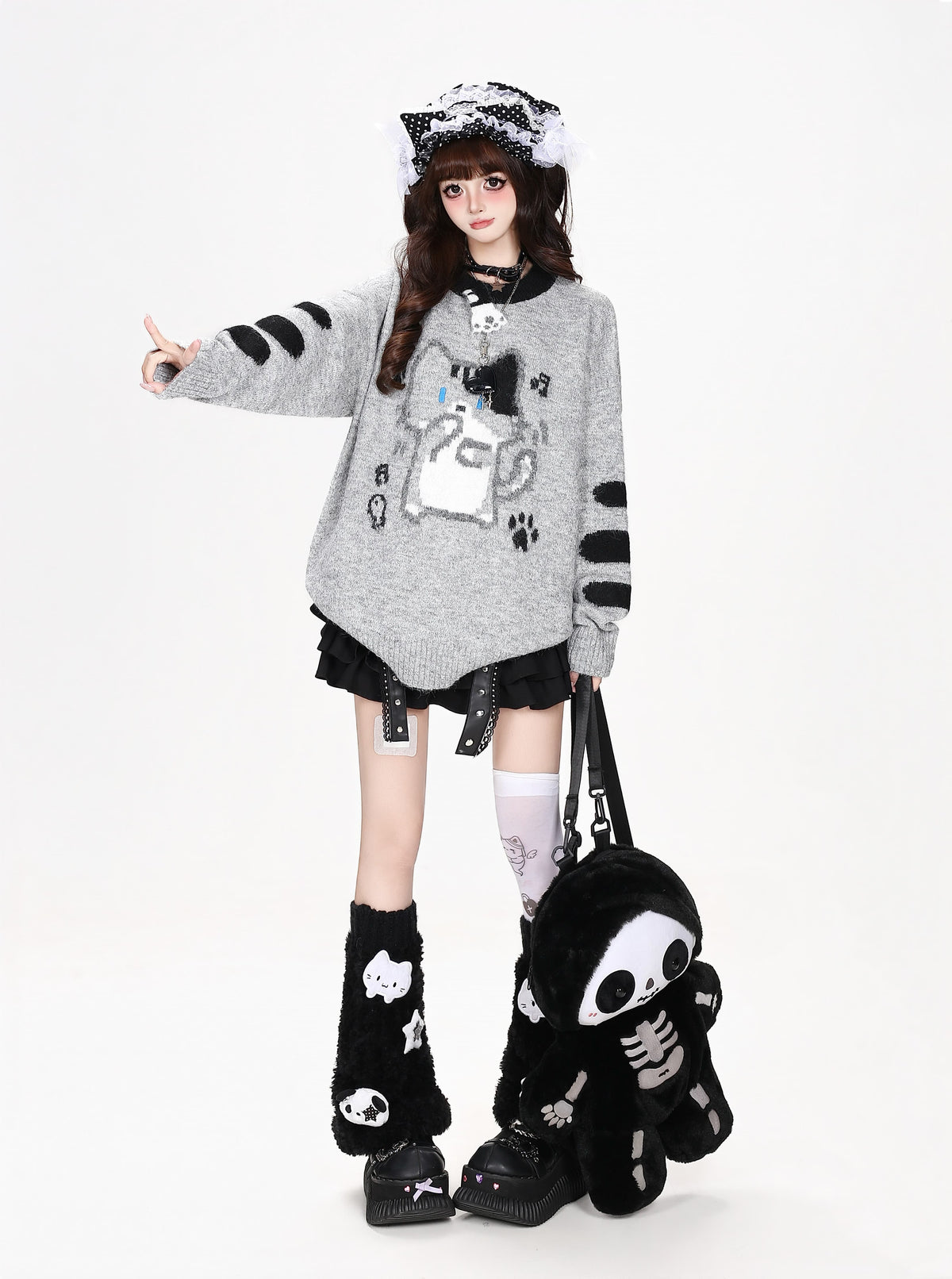 ねこグラフィック肉球柄シャギーニット