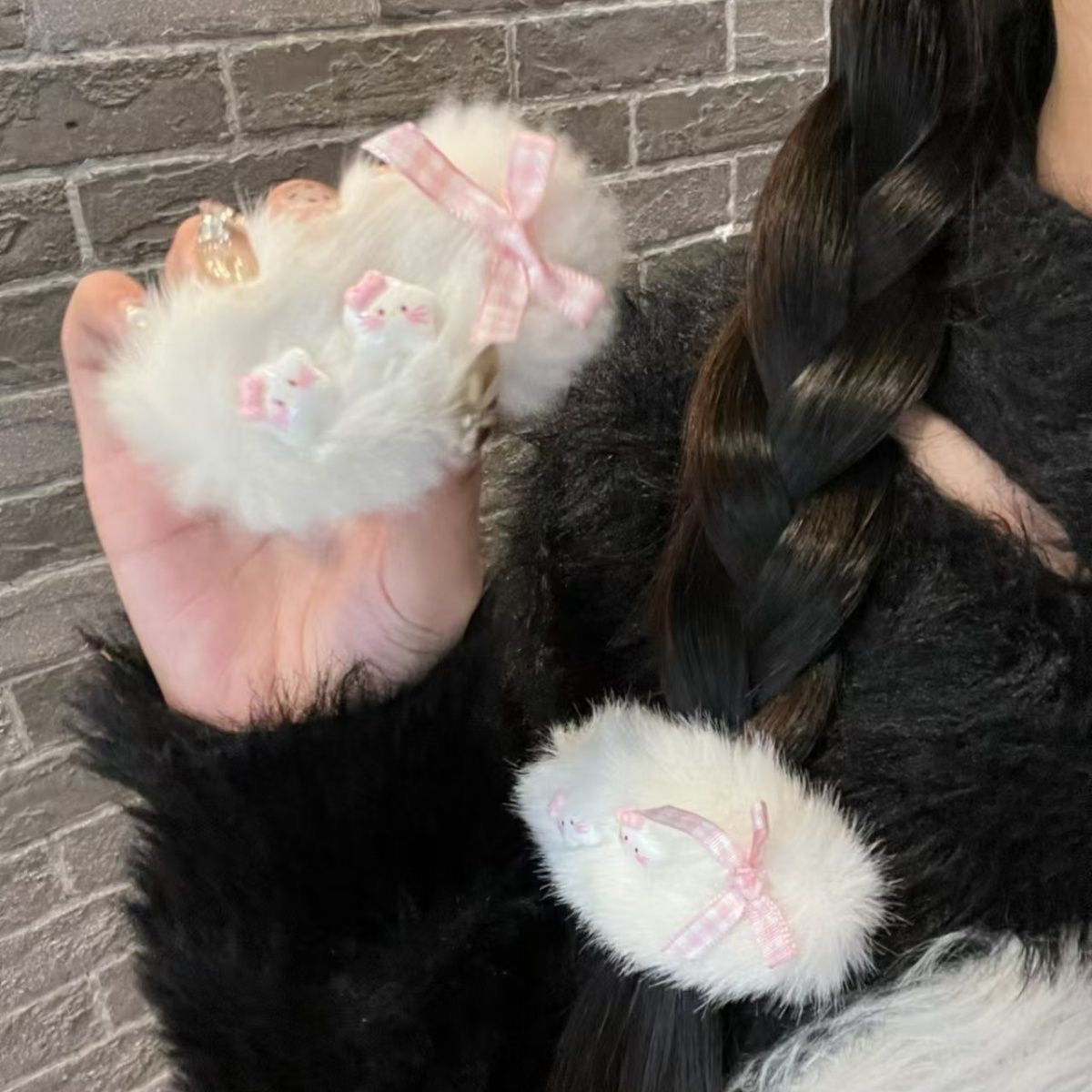 星型ネコのふわふわホワイトヘアクリップ