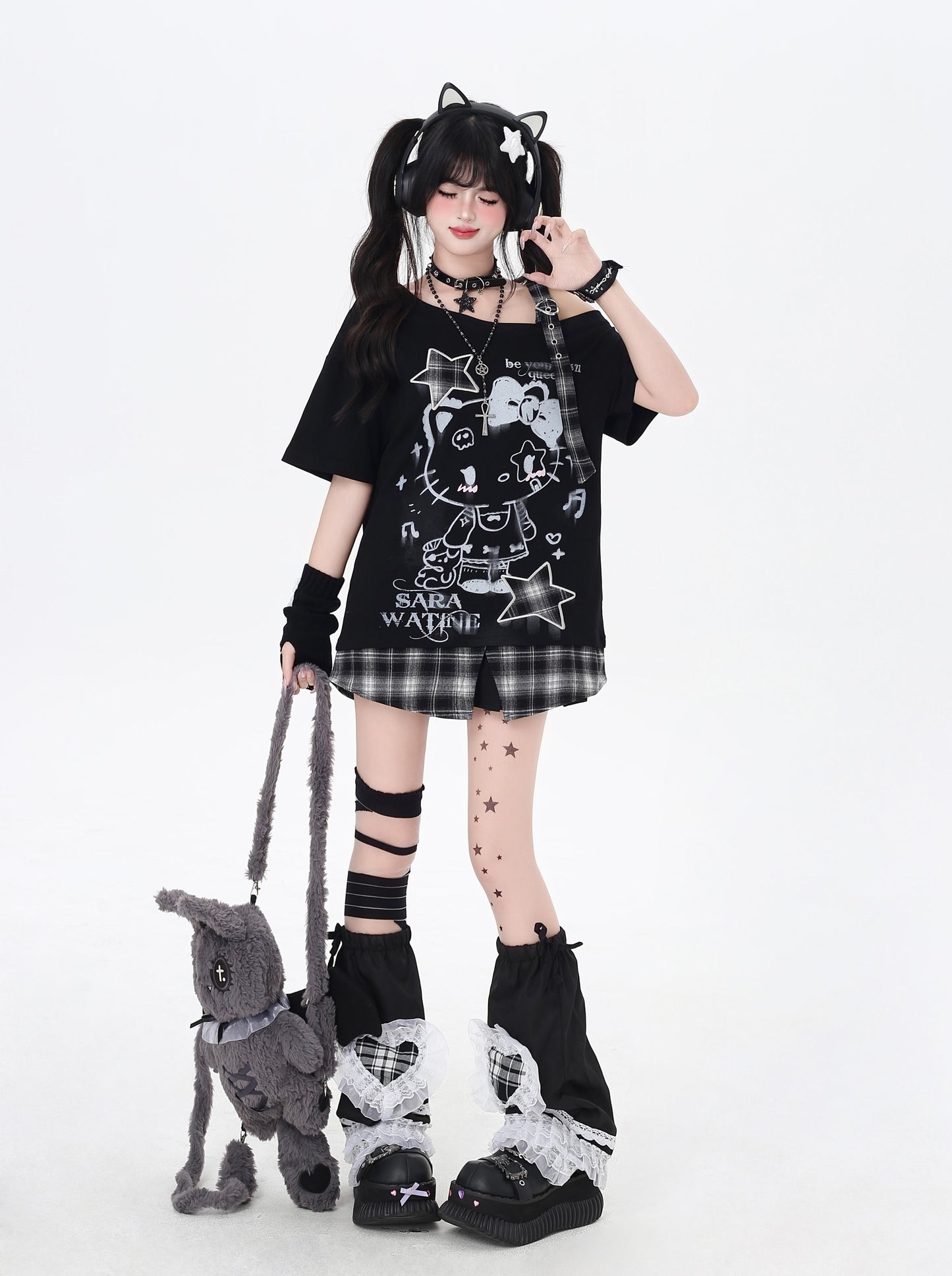 ネコ柄×チェック肩あきTシャツ