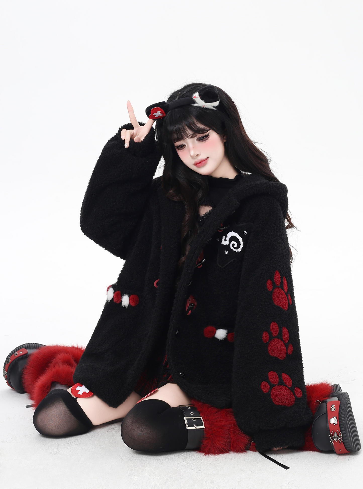 キャットモチーフ刺繍フードボアジャケット