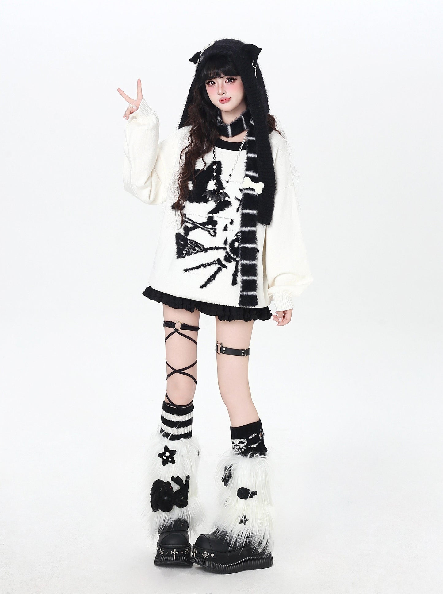 白黒ねこモチーフ ルーズニットプルオーバー｜秋冬ゆるサブカル