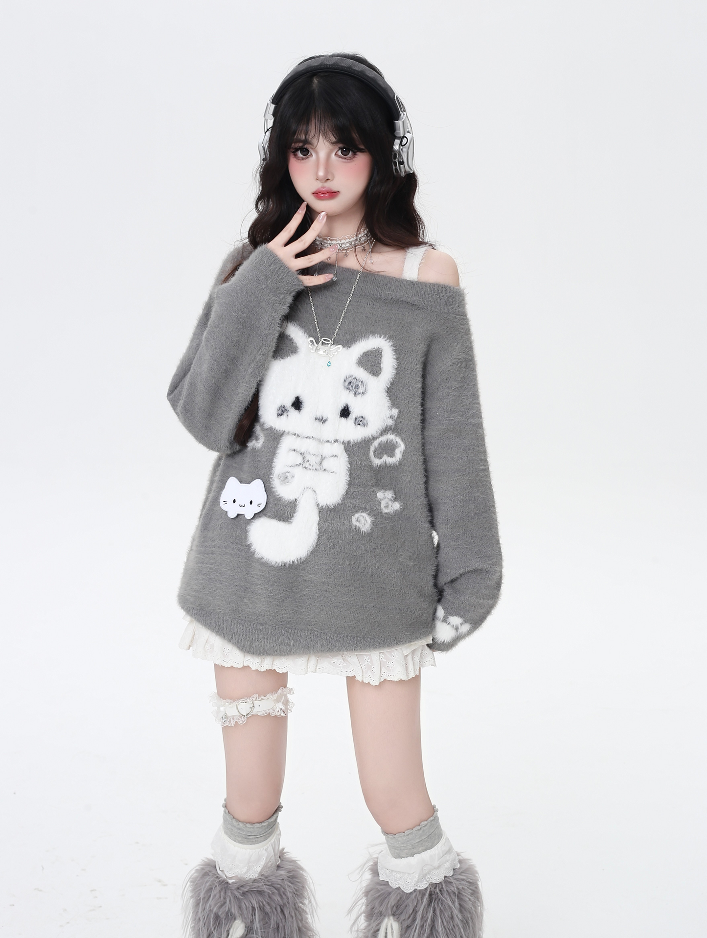 キャットモチーフアシメオフショルニット