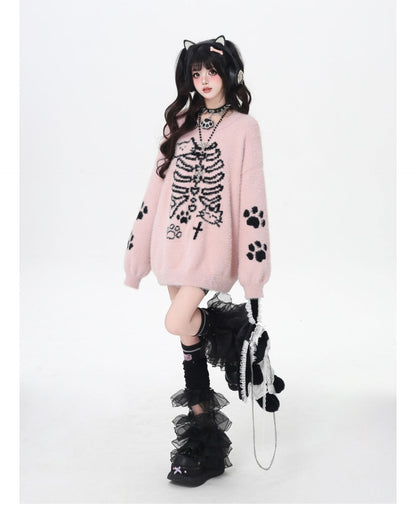 ふわふわネコモチーフ丸首ゆるニット 秋冬ガーリー