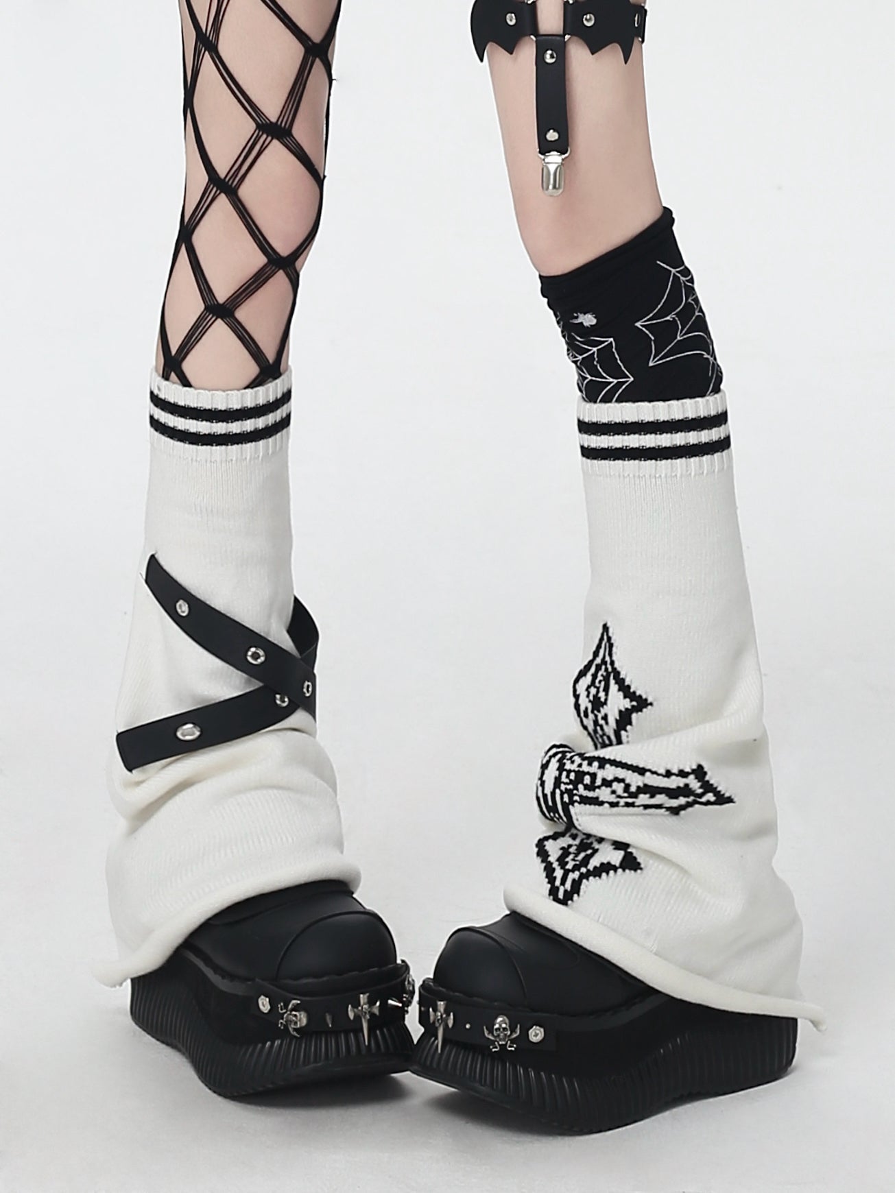 十字架×条纹デザイン感ニーハイソックス