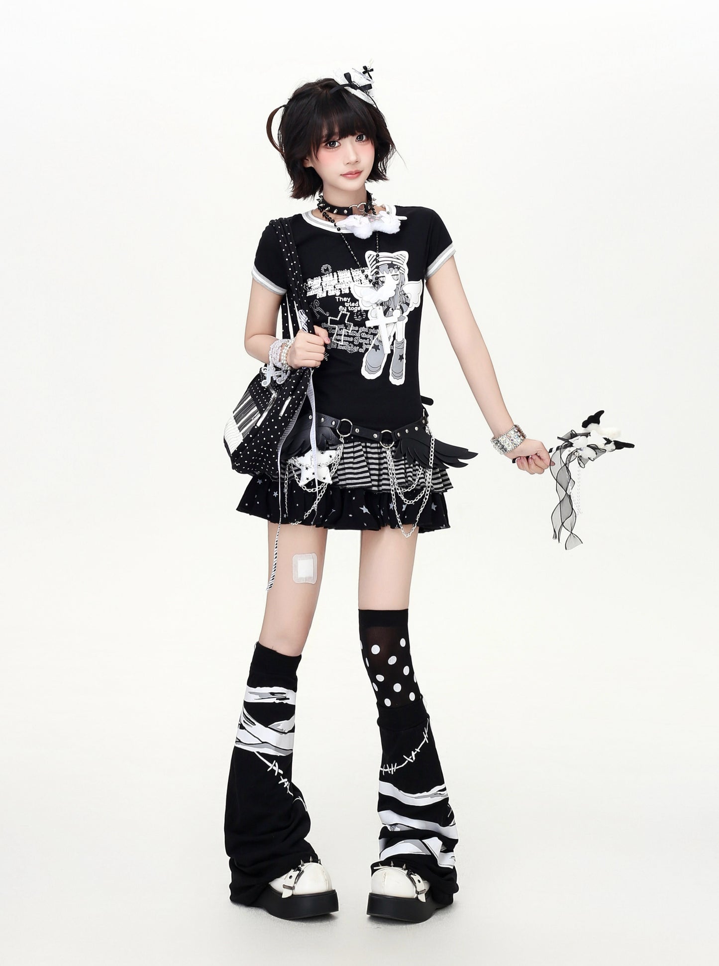 モノトーンフィットTシャツ