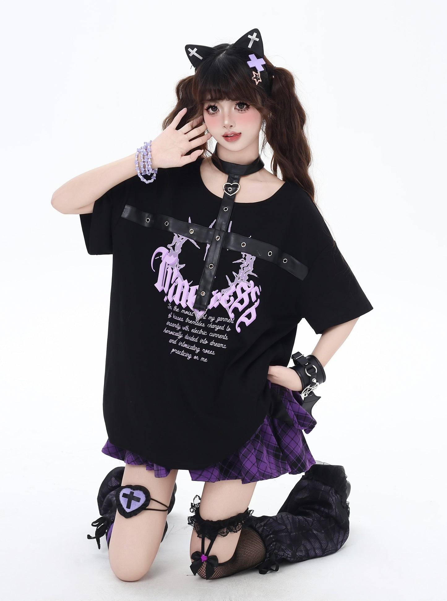 レザー首掛けショートスリーブTシャツ