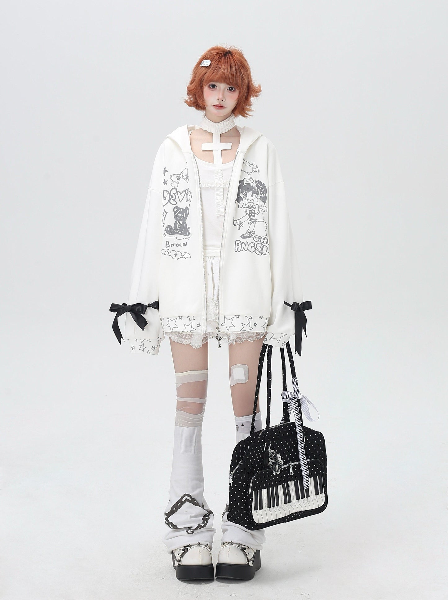 デビルウィング付き ルーズフーディ