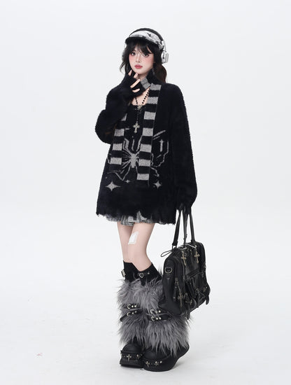 Vネック蝶モチーフふわもこニット＋マフラー