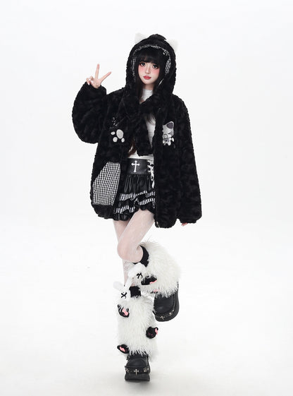 ねこモチーフチェックフード付きボアジャケット