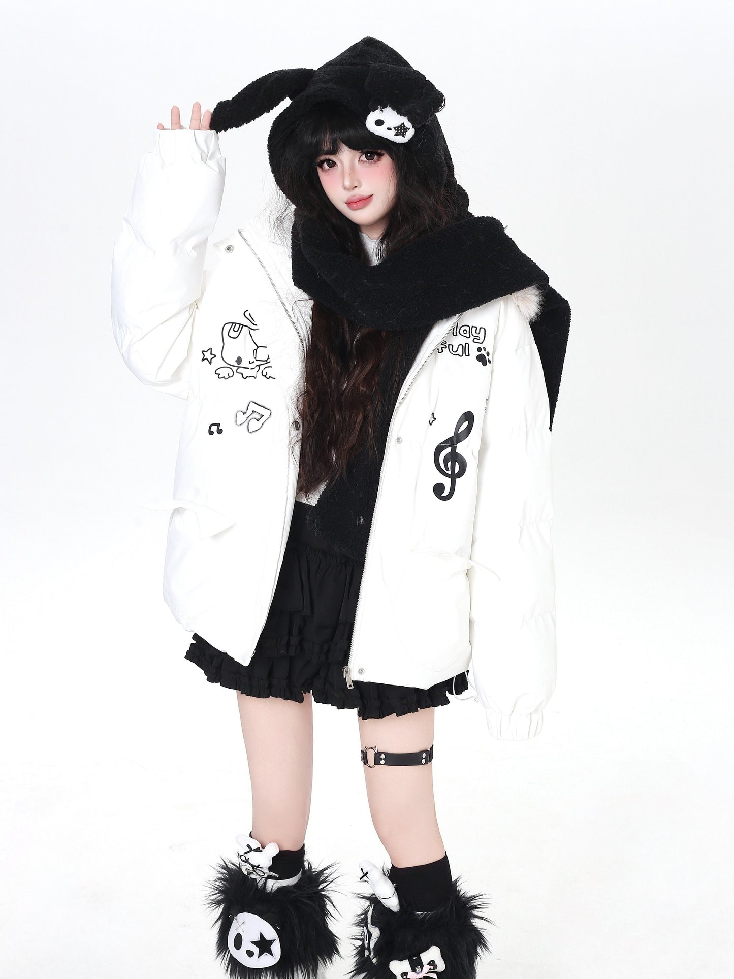 猫モチーフ 音符入り フード付き中綿ジャケット