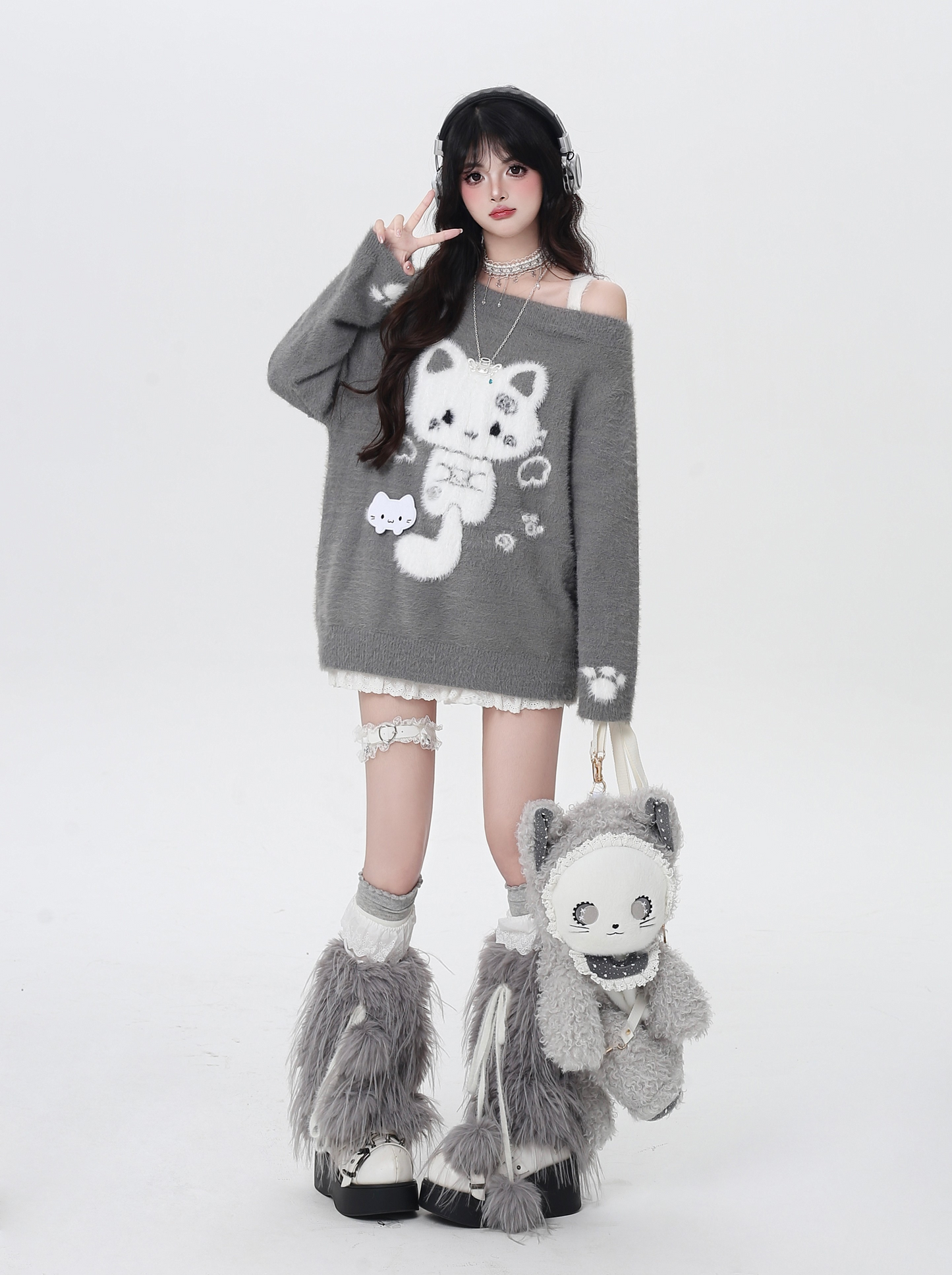 キャットモチーフアシメオフショルニット