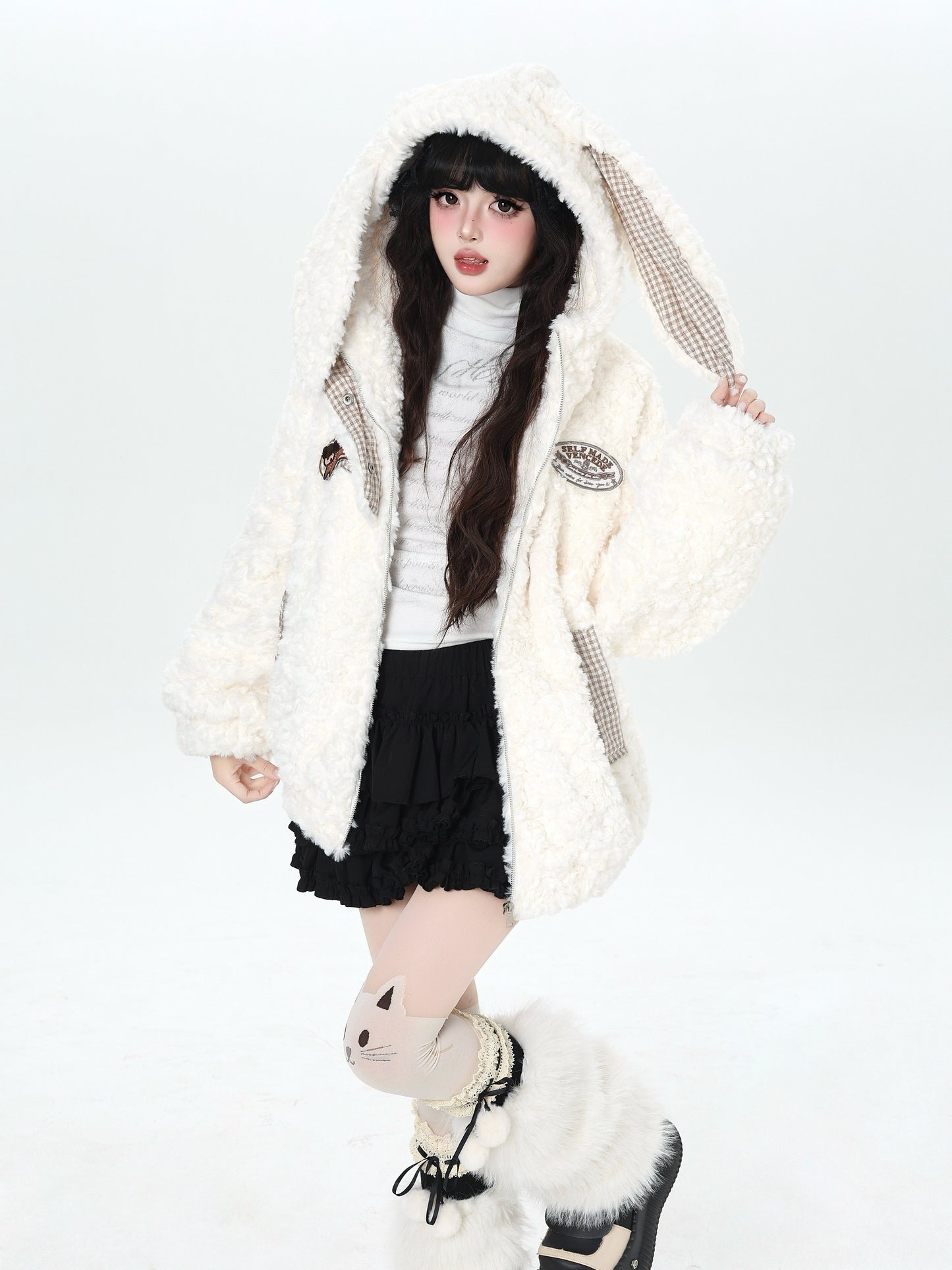 うさ耳＆刺繍入り チェック切替ボアジャケット