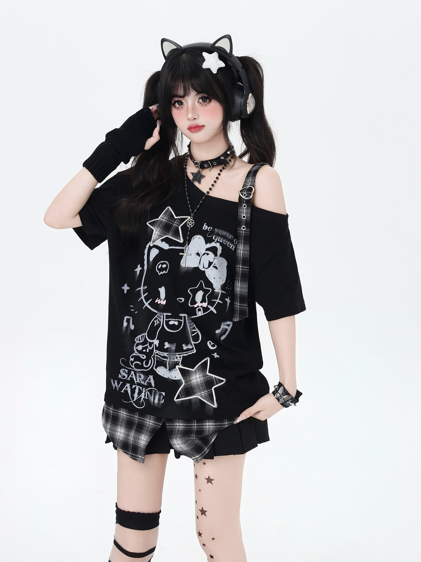 ネコ柄×チェック肩あきTシャツ