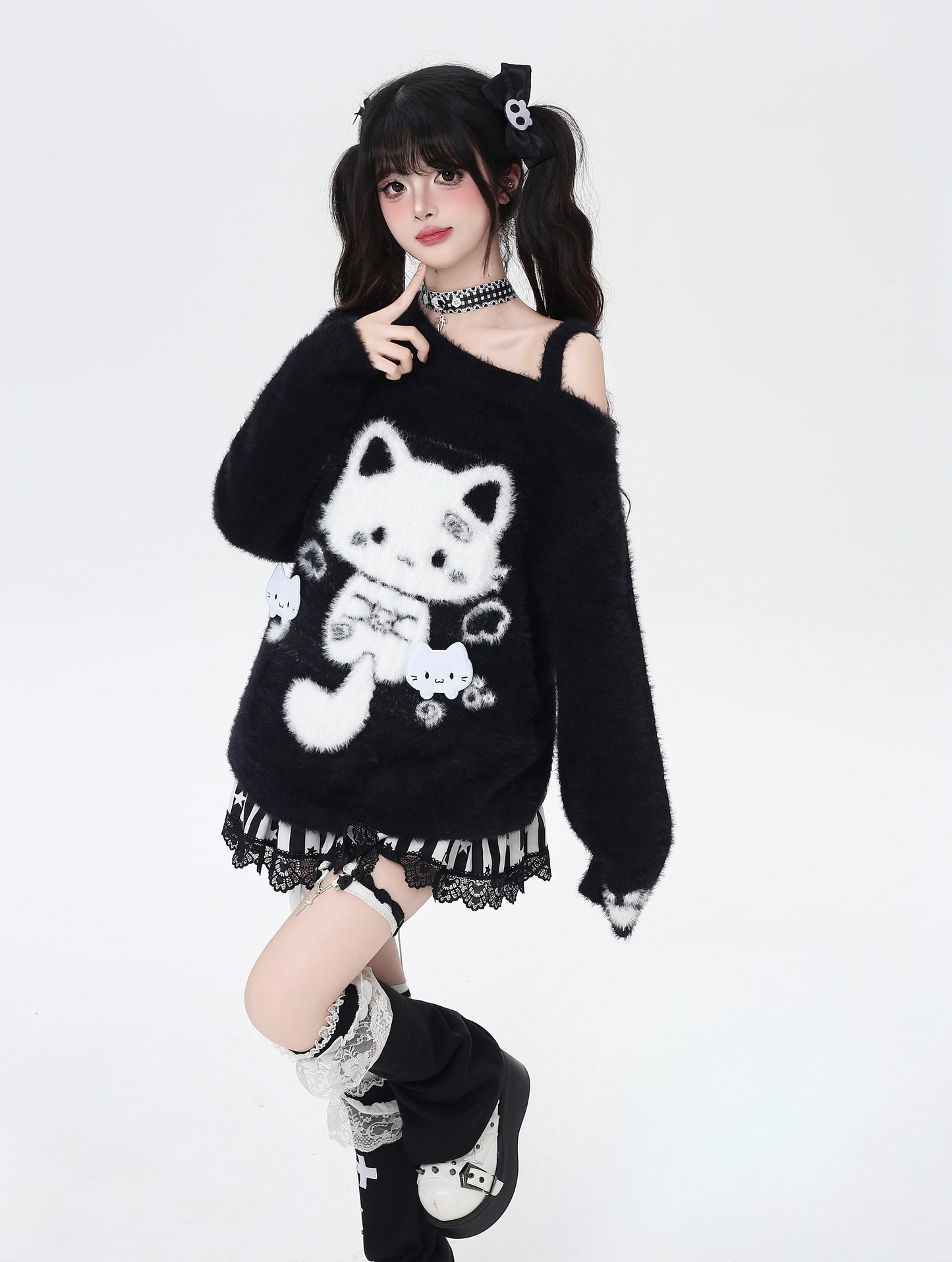 キャットモチーフアシメオフショルニット