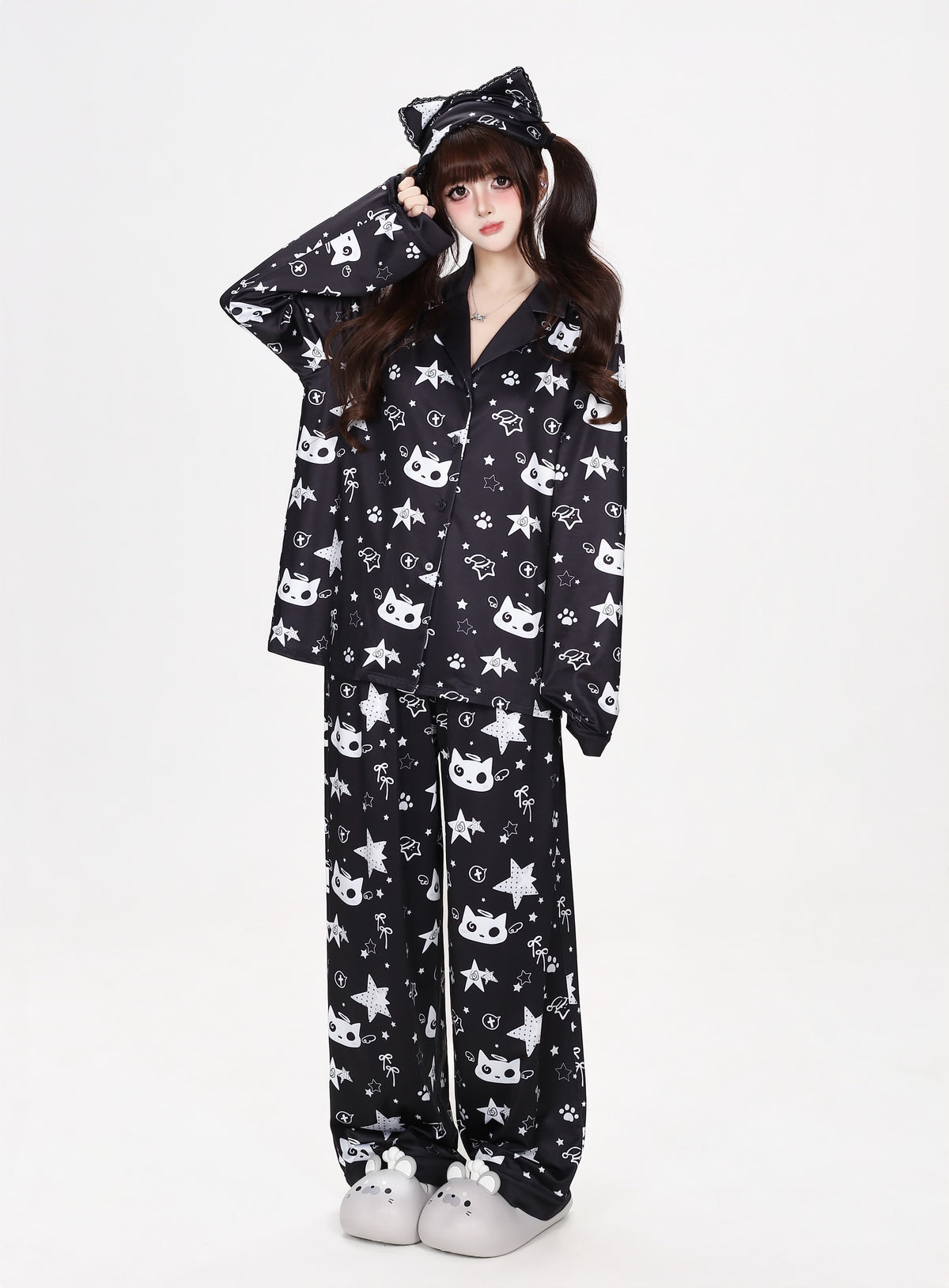 ねこ×スター総柄ルームウェアセットアップ