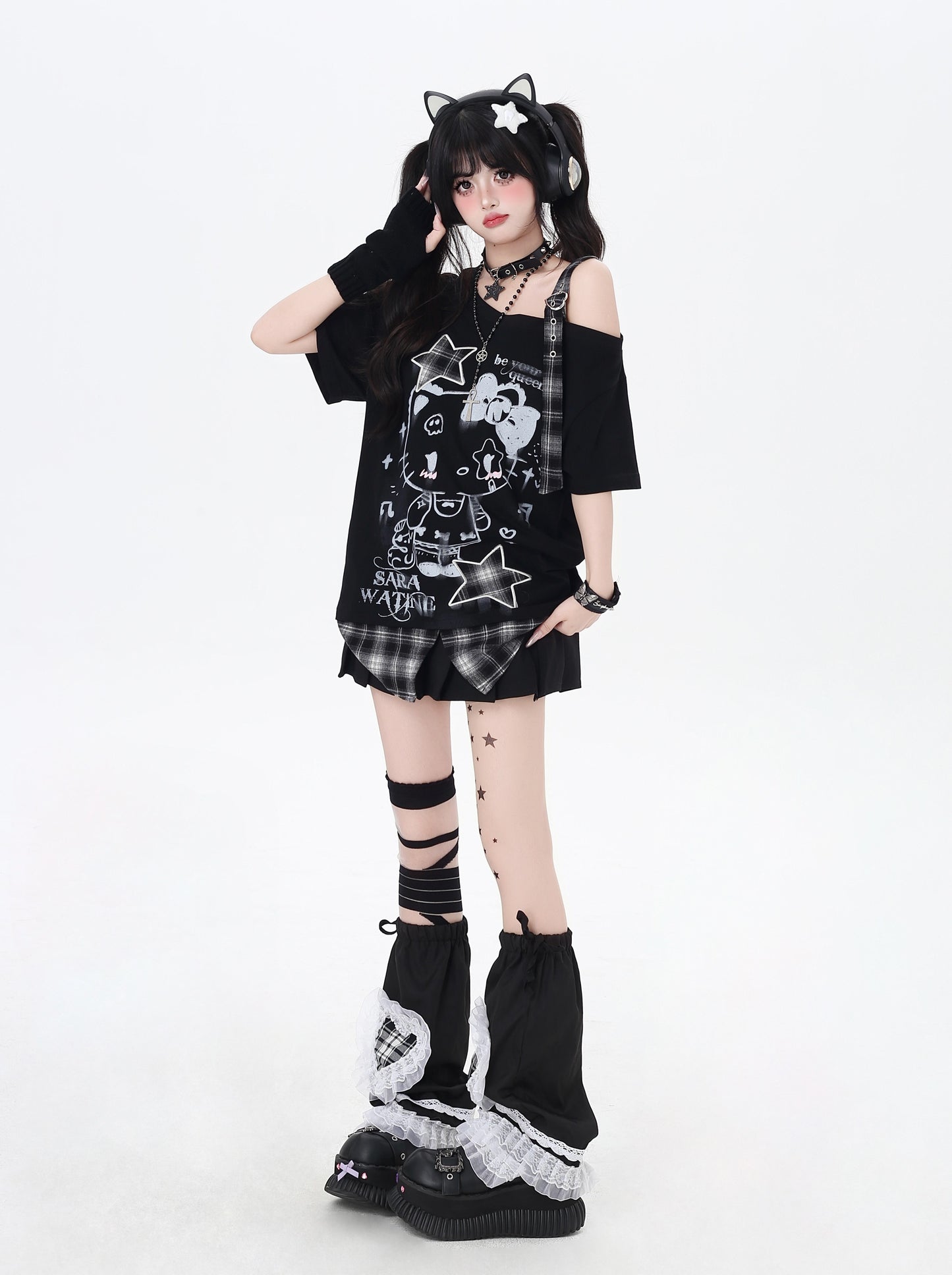 ネコ柄×チェック肩あきTシャツ
