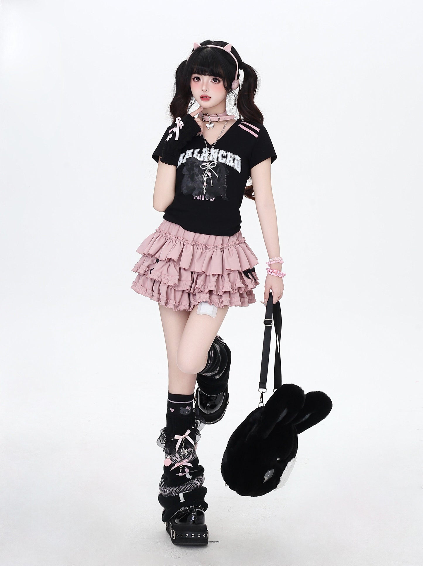 アメカジムード♡ブラック×ピンクボーダーVネックフィットT