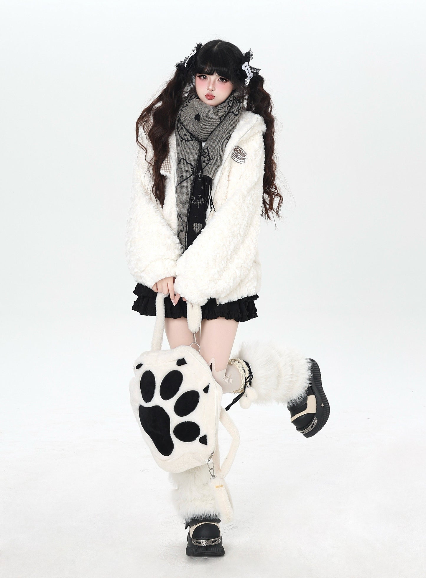 うさ耳＆刺繍入り チェック切替ボアジャケット