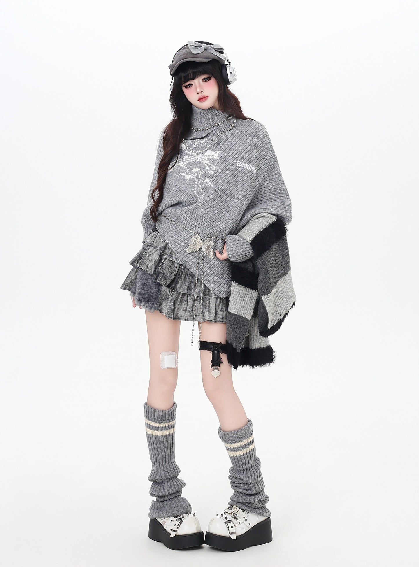 不規則ハイネックニット