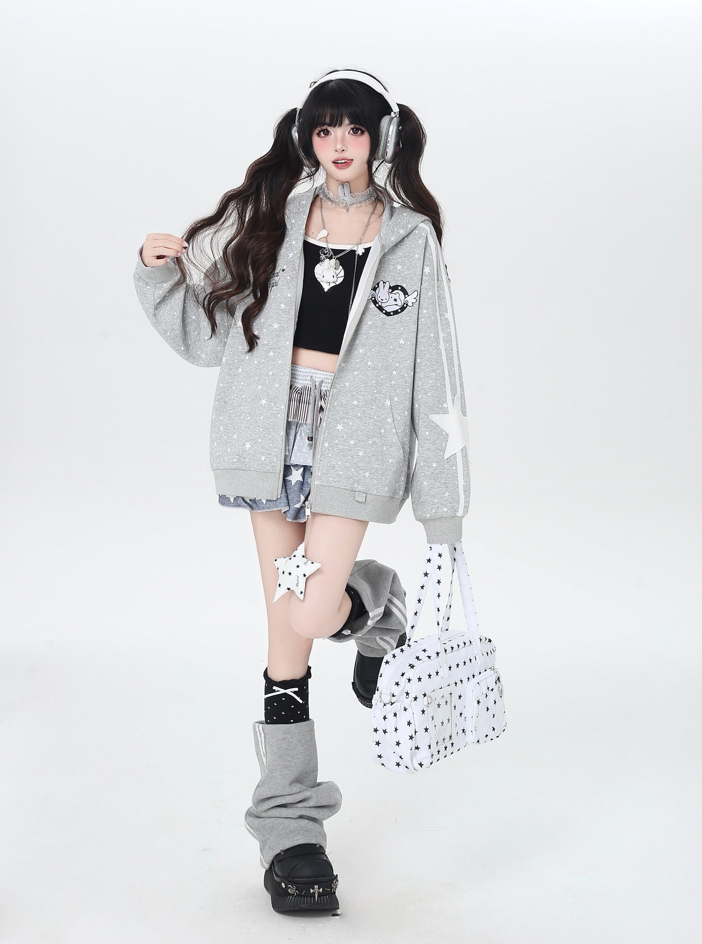 うさぎ刺繍フードゆるパーカー