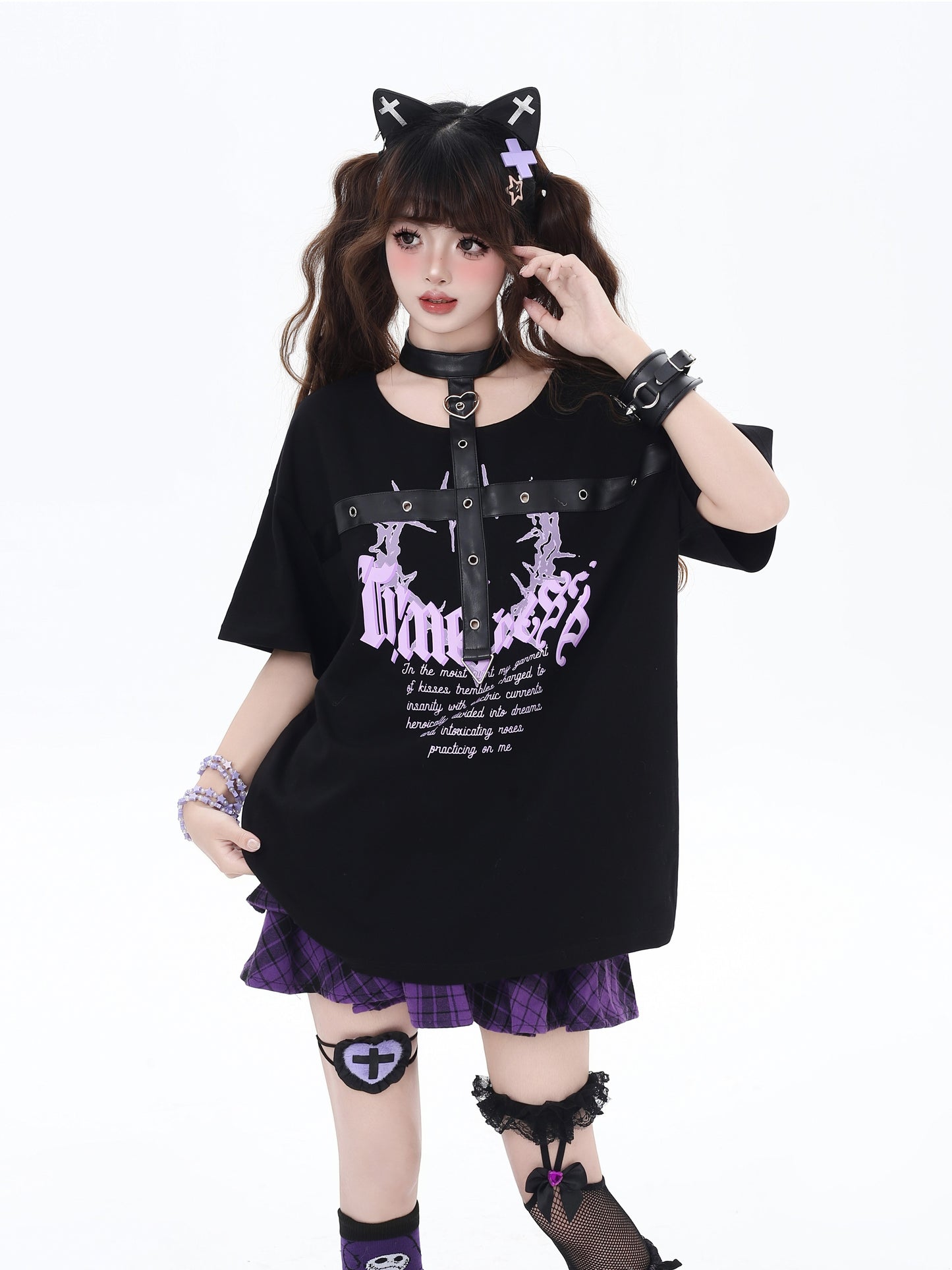 レザー首掛けショートスリーブTシャツ