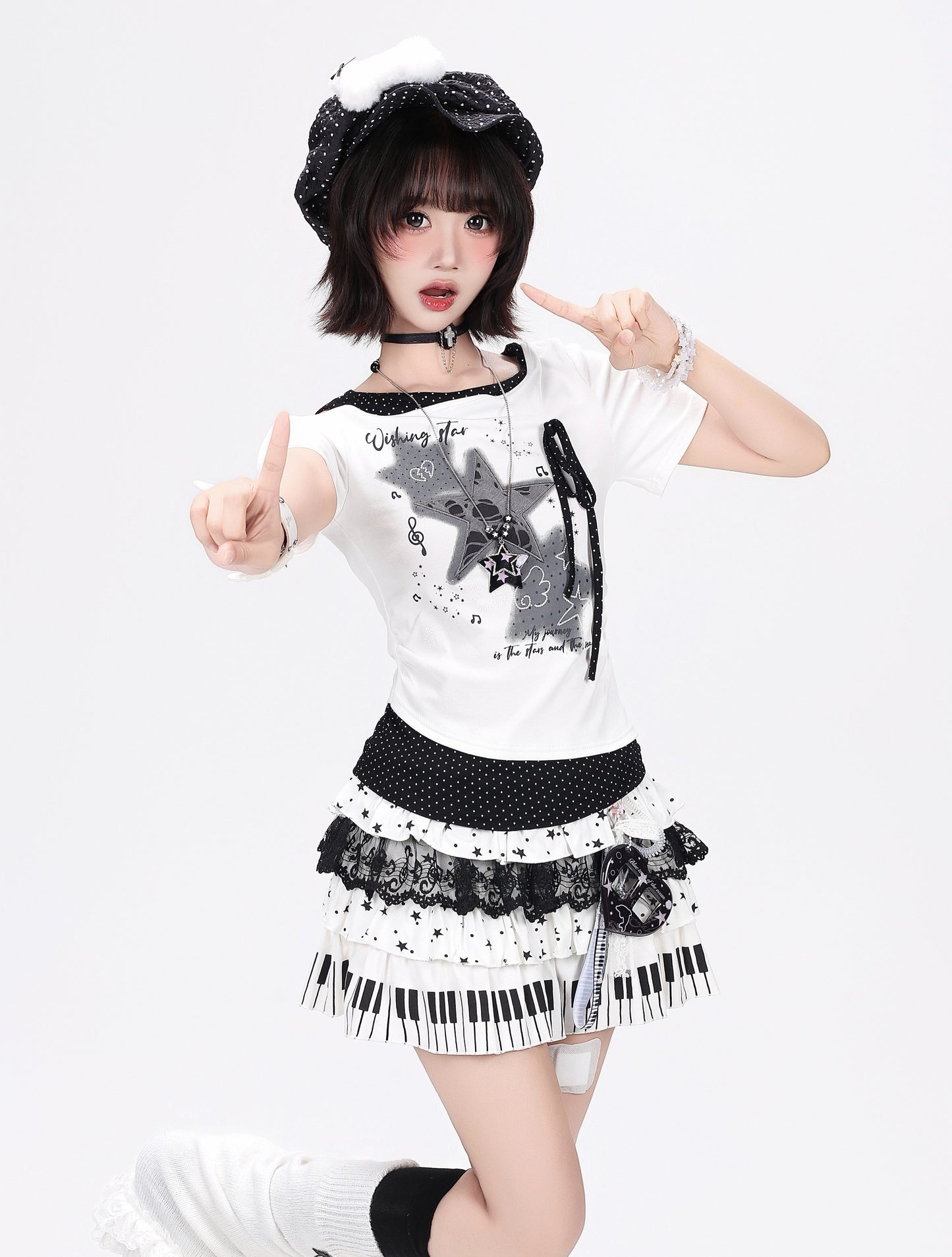 アシメ星柄ダメージTシャツ