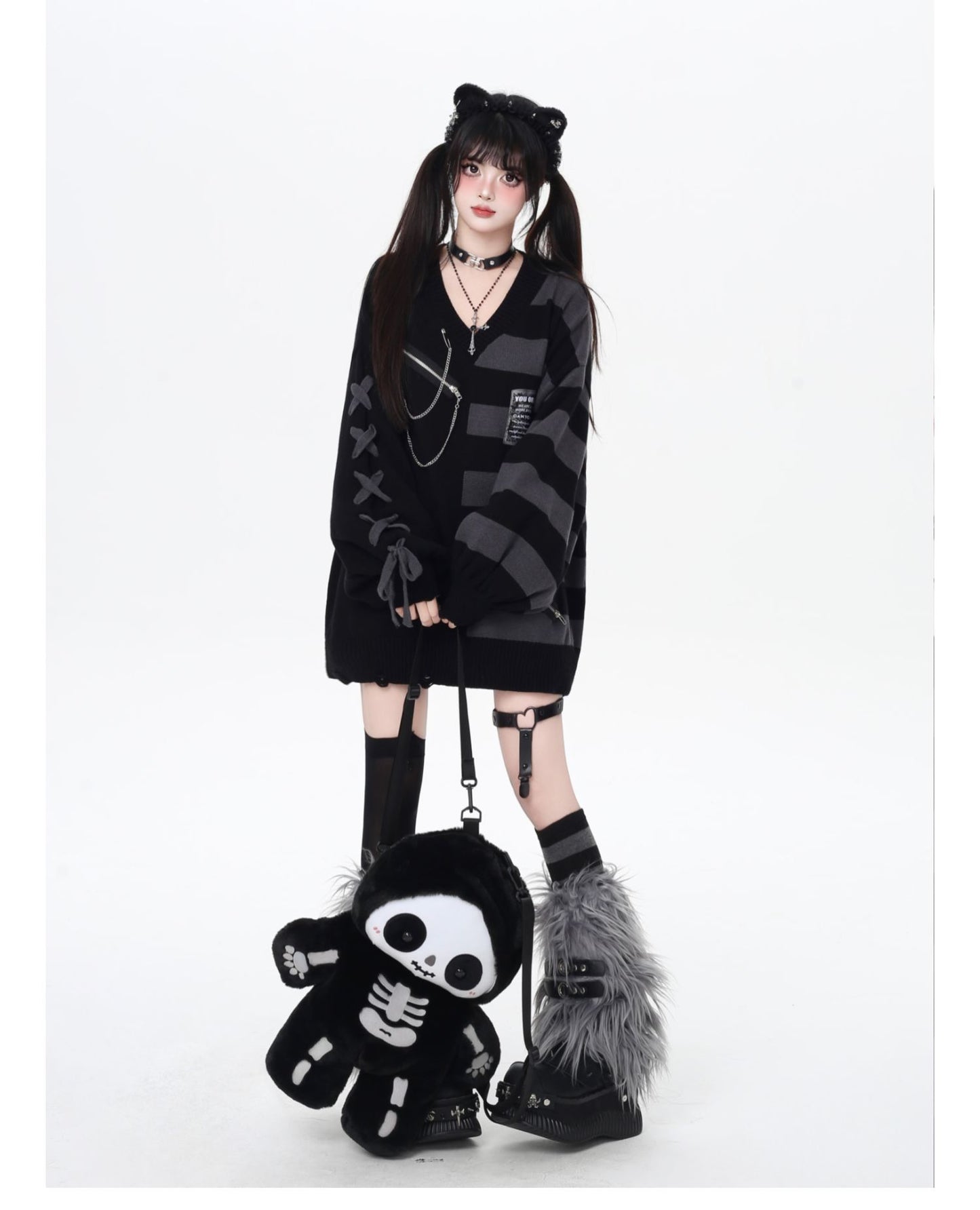 バイカラーストライプVネックニット