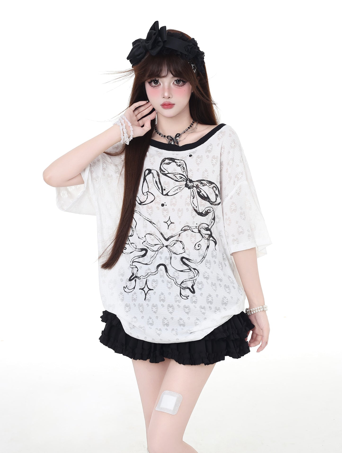 ふんわり透け感VネックTシャツ