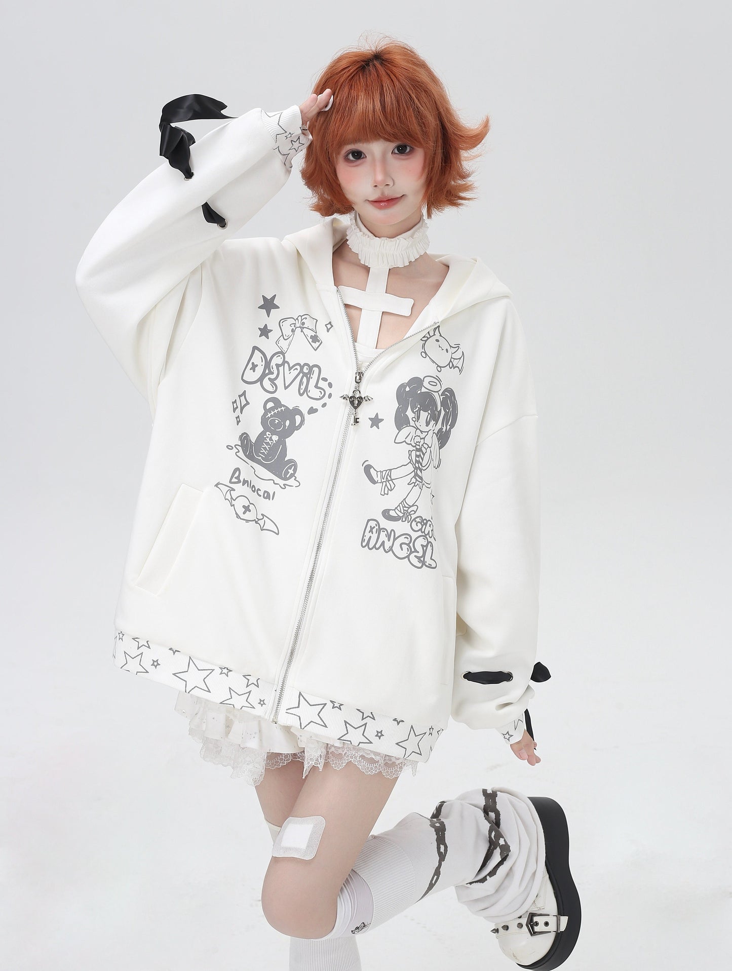 デビルウィング付き ルーズフーディ