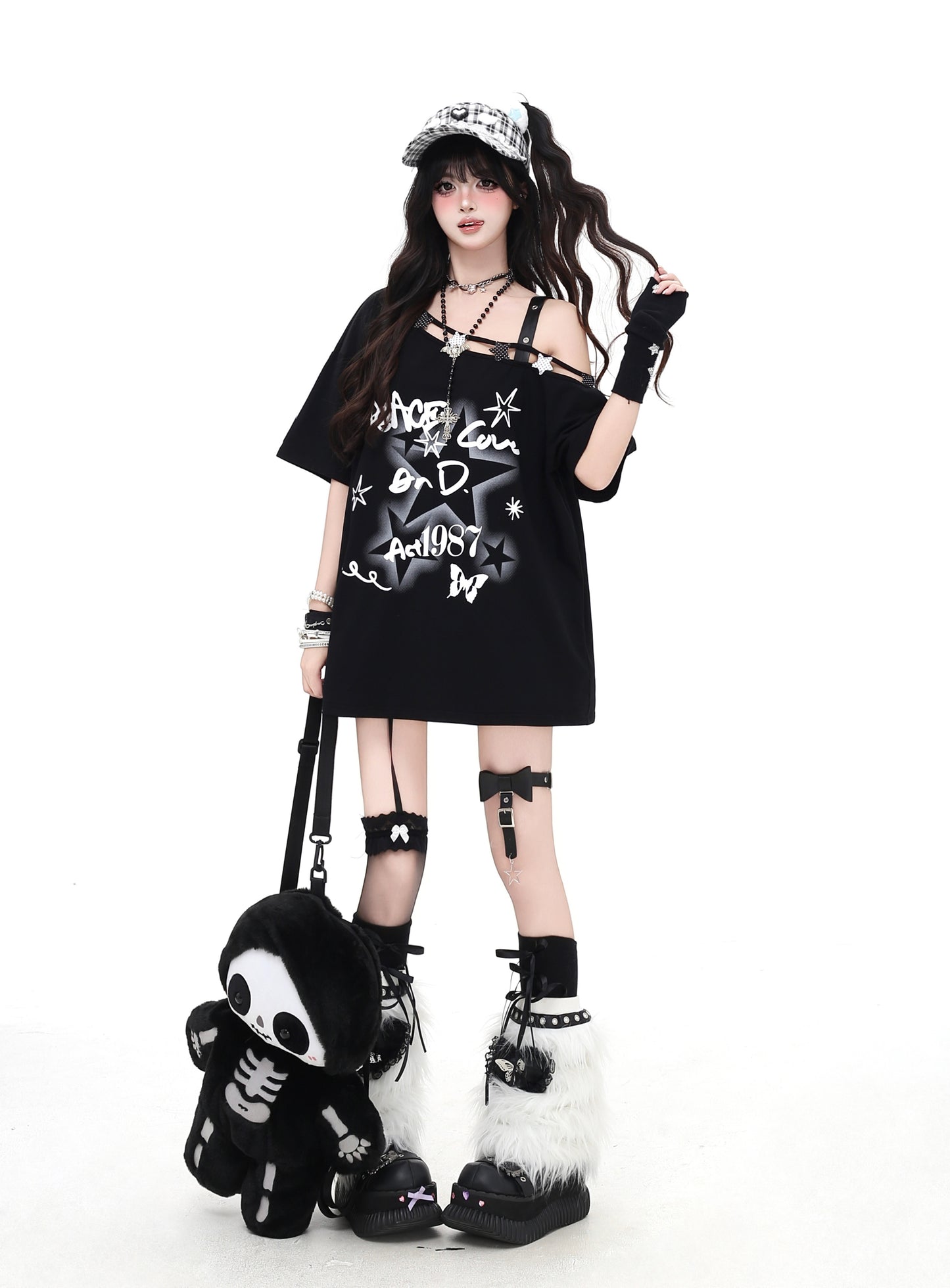 白黒ドット×肩あきゆるT