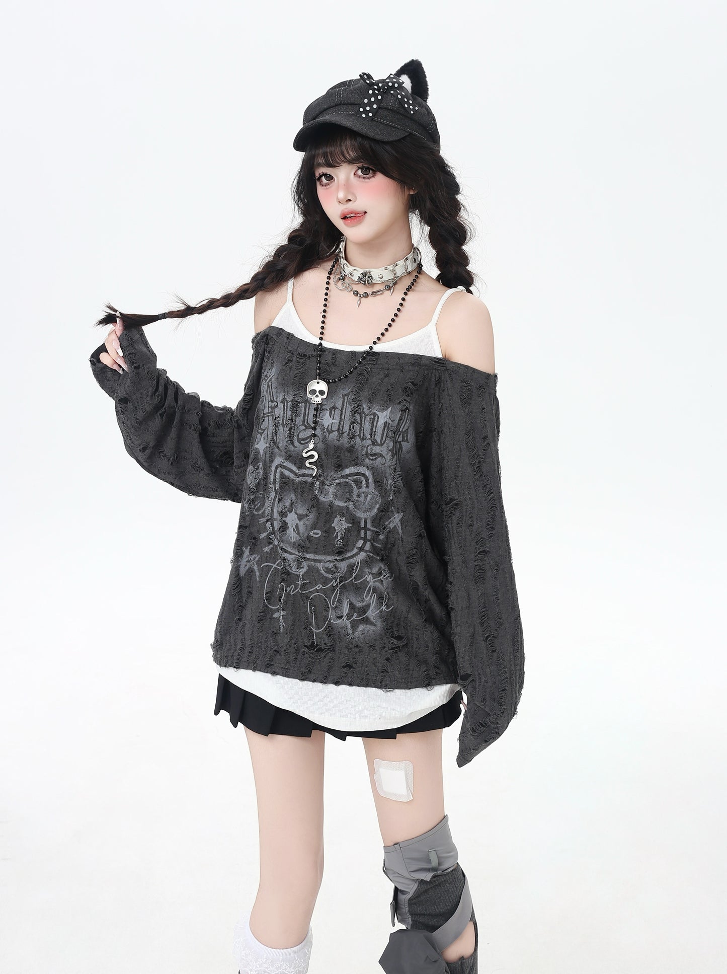 ゴシックkitty×ダメージ レイヤードロンT