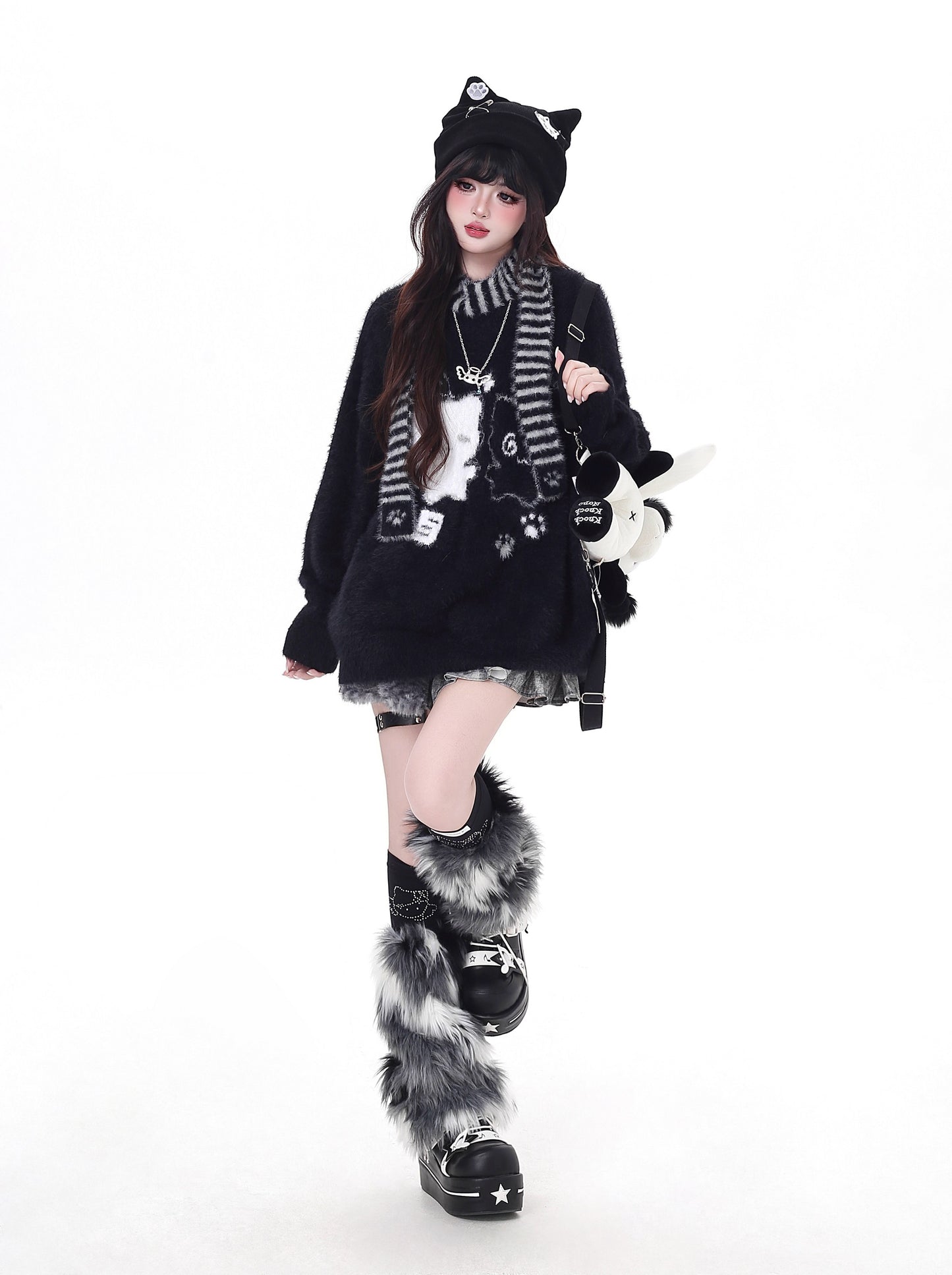 ふわもこ猫柄ニット＋マフラー付き